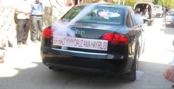 evlendirirken güldüren gelin arabası yazıları